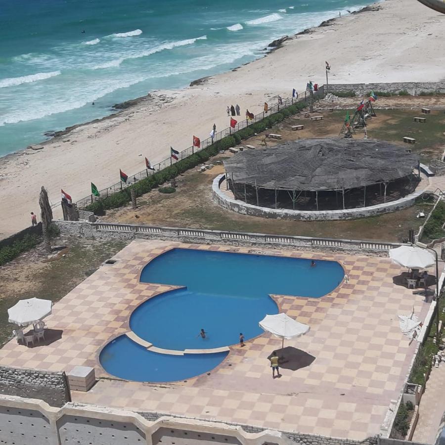 Panorama Apartment With A Charming Sea And Swimming Pool View Near Alexandria With Free Wifi شقة باطلالة ساحرة على البحر وحمام السباحة エクステリア 写真