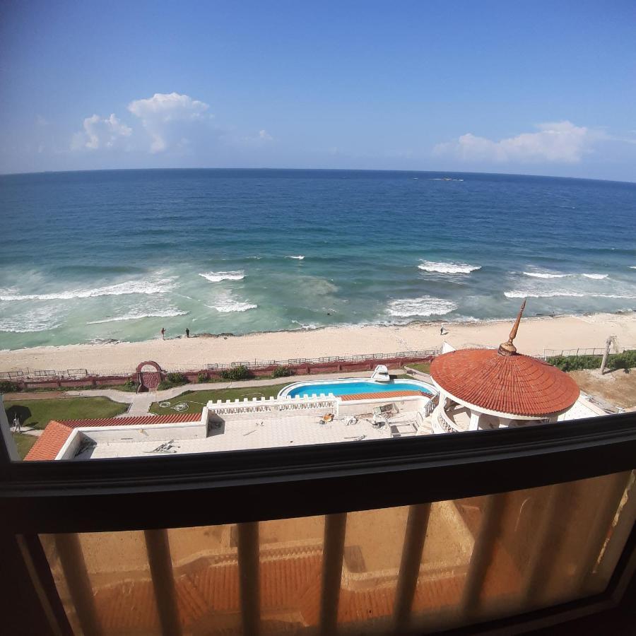 Panorama Apartment With A Charming Sea And Swimming Pool View Near Alexandria With Free Wifi شقة باطلالة ساحرة على البحر وحمام السباحة エクステリア 写真